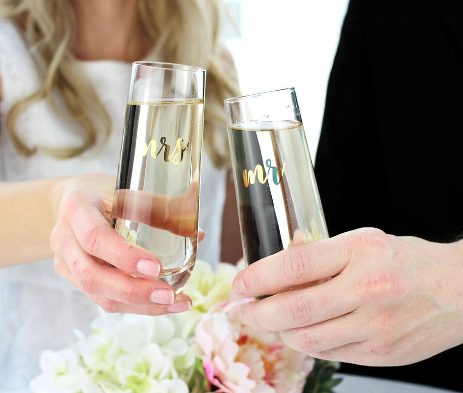 Mr. & Mrs. Champagne Flute Set - Thumbnail 3